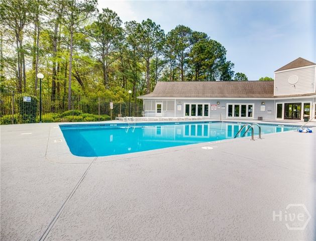 13 Cambridge Court, Savannah, GA 31419