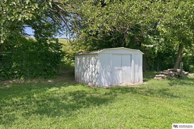 3806 N 101 Street, Omaha, NE 68134