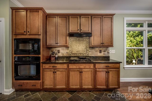 7933 Sally Clark Drive, Denver, NC 28037
