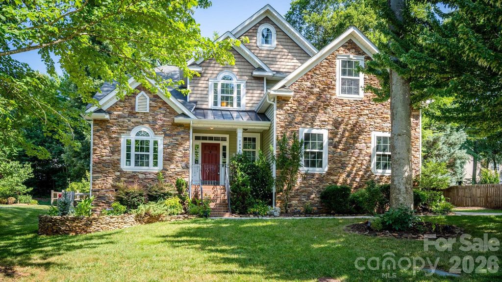 7933 Sally Clark Drive, Denver, NC 28037