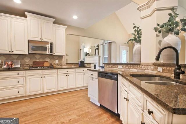 7251 Bluewater Lane, Douglasville, GA 30135