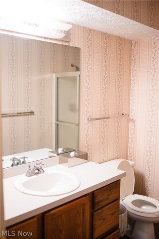 1304 Cedarwood Drive A2, Westlake, OH 44145