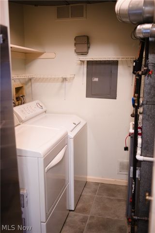 1304 Cedarwood Drive A2, Westlake, OH 44145