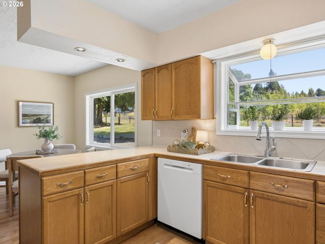 8995 Se 282ND Ave, Boring, OR 97009