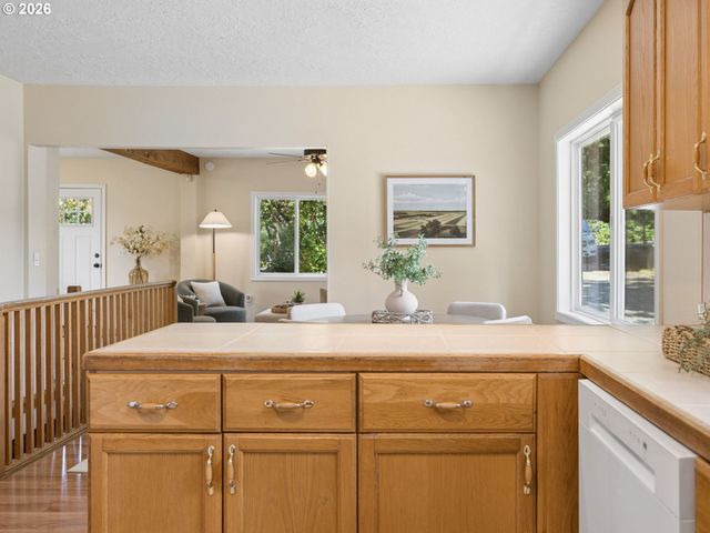 8995 Se 282ND Ave, Boring, OR 97009