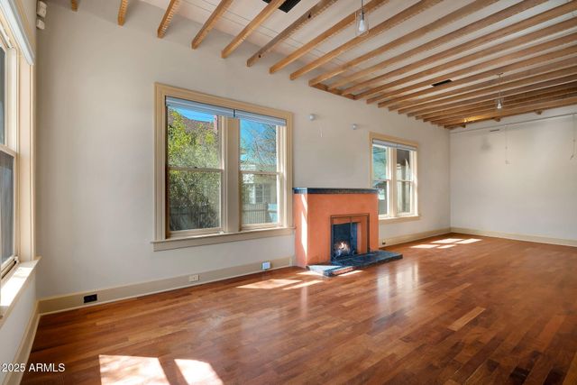 207 E UNIVERSITY Boulevard, Tucson, AZ 85705