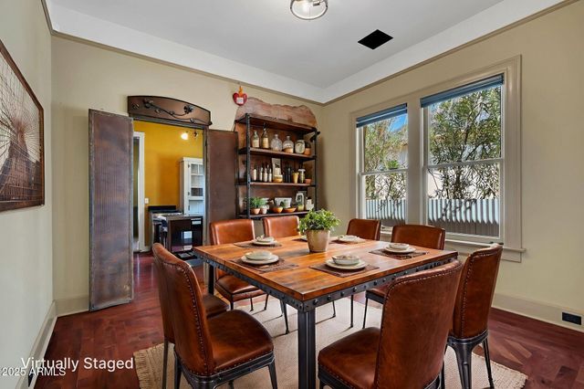 207 E UNIVERSITY Boulevard, Tucson, AZ 85705