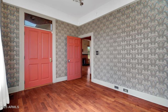 207 E UNIVERSITY Boulevard, Tucson, AZ 85705