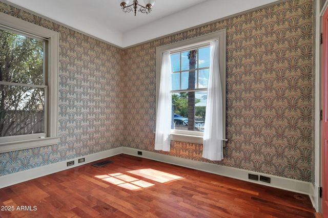 207 E UNIVERSITY Boulevard, Tucson, AZ 85705