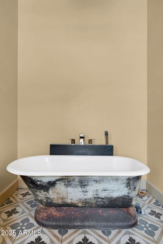 207 E UNIVERSITY Boulevard, Tucson, AZ 85705