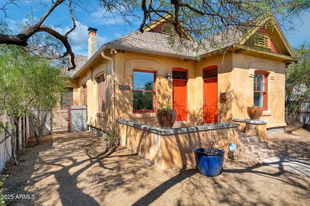 207 E UNIVERSITY Boulevard, Tucson, AZ 85705