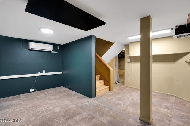 207 E UNIVERSITY Boulevard, Tucson, AZ 85705