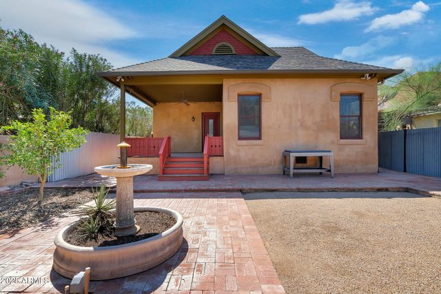 207 E UNIVERSITY Boulevard, Tucson, AZ 85705