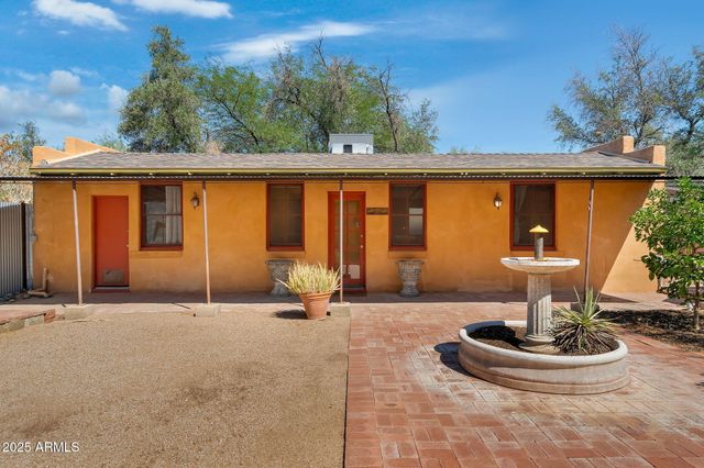 207 E UNIVERSITY Boulevard, Tucson, AZ 85705