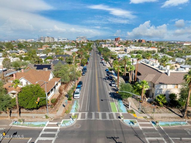 207 E UNIVERSITY Boulevard, Tucson, AZ 85705