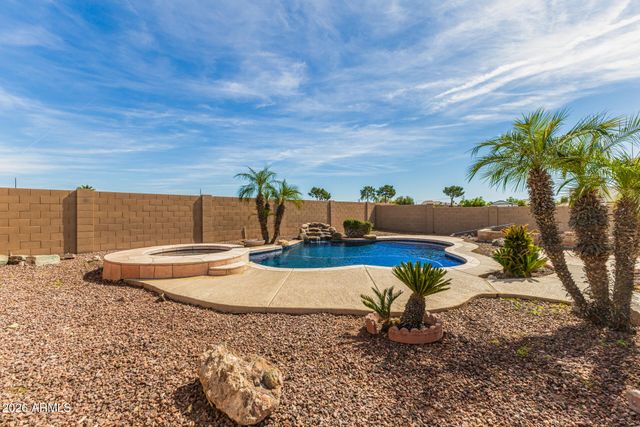 7593 N 72ND Avenue, Glendale, AZ 85303