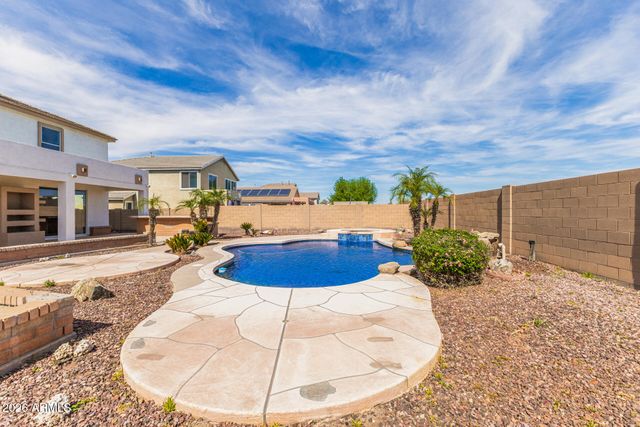 7593 N 72ND Avenue, Glendale, AZ 85303