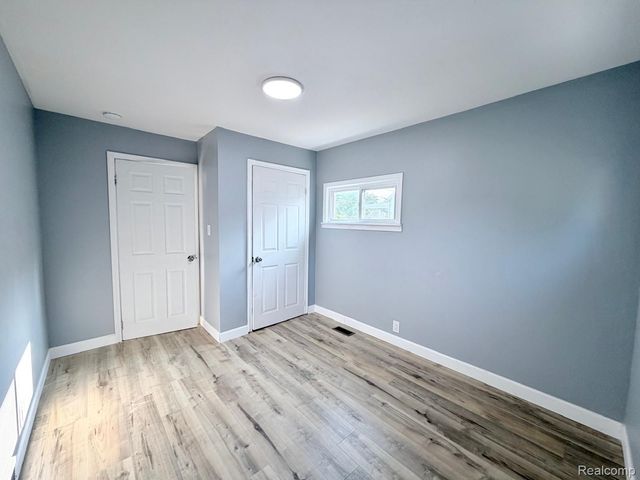3927 Berkshire Avenue, Warren, MI 48091