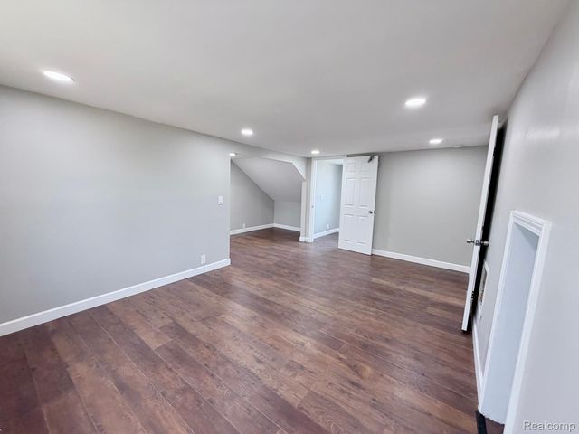 3927 Berkshire Avenue, Warren, MI 48091