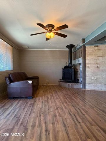 337 S Thunderbird Drive, Apache Junction, AZ 85120