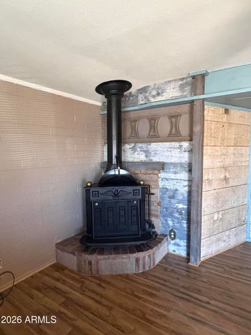 337 S Thunderbird Drive, Apache Junction, AZ 85120