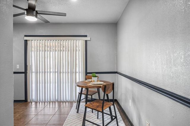 665 NW 15th Street, Moore, OK 73160