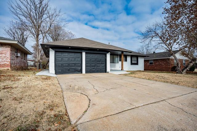 665 NW 15th Street, Moore, OK 73160