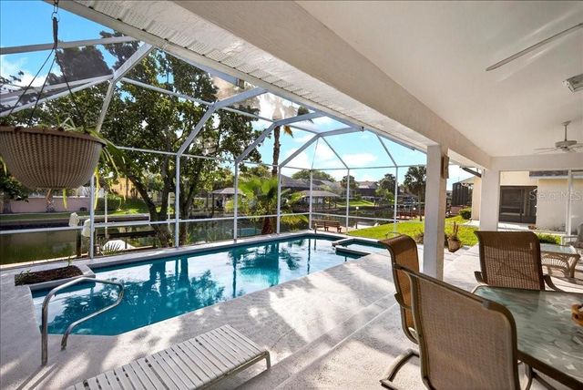 24 CLARENDON COURT N, Palm Coast, FL 32137