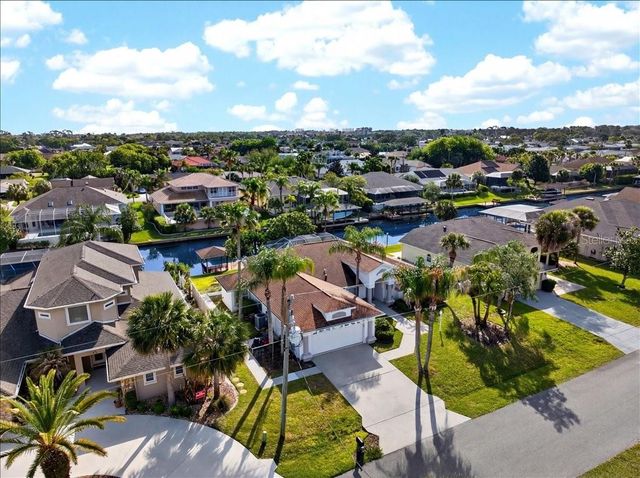 24 CLARENDON COURT N, Palm Coast, FL 32137