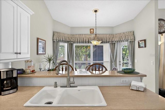 24 CLARENDON COURT N, Palm Coast, FL 32137