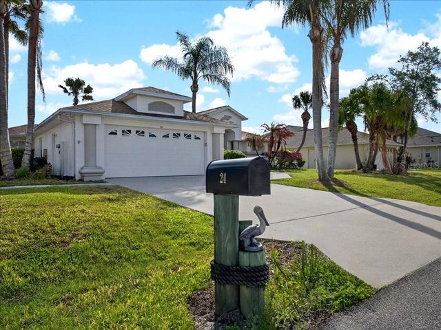 24 CLARENDON COURT N, Palm Coast, FL 32137