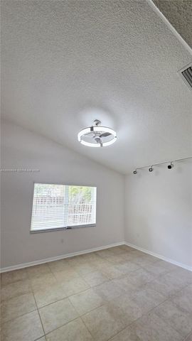3247 NW 123rd Ave, Sunrise, FL 33323