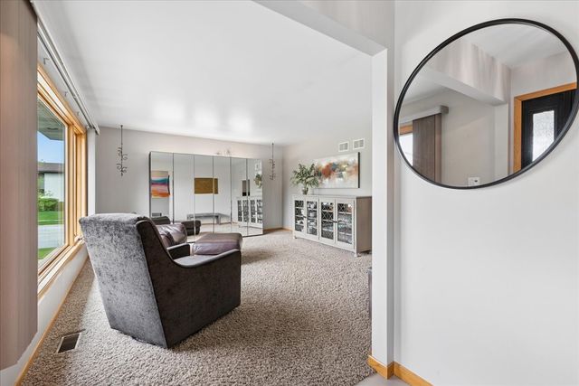8536 Biltmore Drive, Orland Park, IL 60462