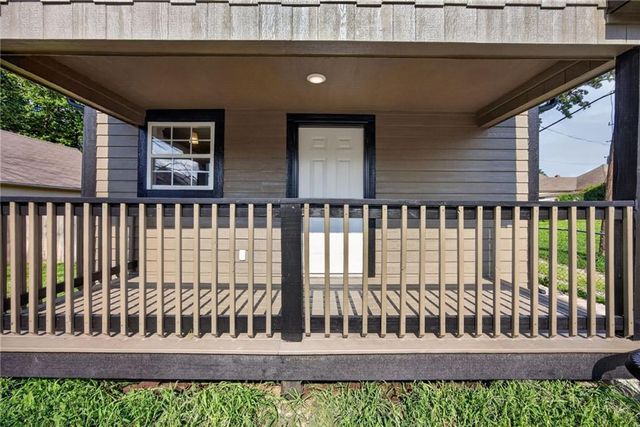 1323 S 38th Street, Kansas City, KS 66106