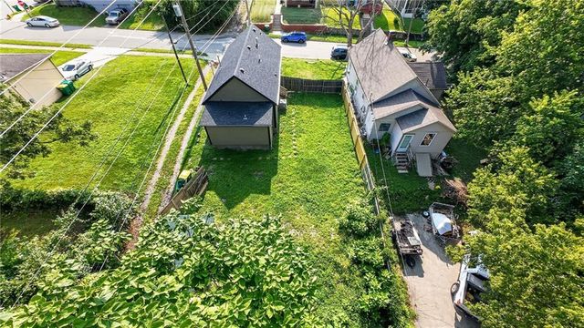 1323 S 38th Street, Kansas City, KS 66106