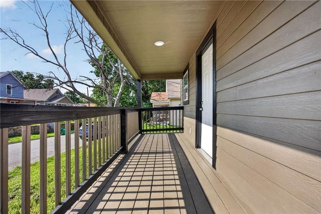 1323 S 38th Street, Kansas City, KS 66106