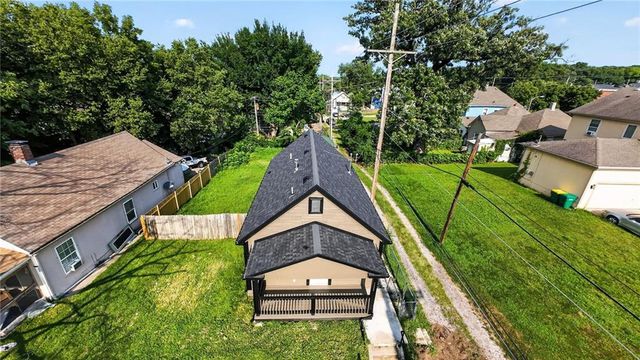 1323 S 38th Street, Kansas City, KS 66106