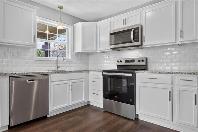 1323 S 38th Street, Kansas City, KS 66106