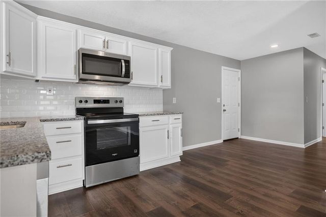 1323 S 38th Street, Kansas City, KS 66106