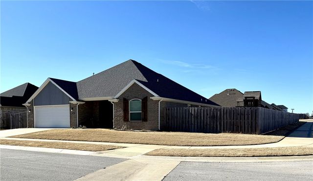 265 S Amber Dawn Avenue, Farmington, AR 72730