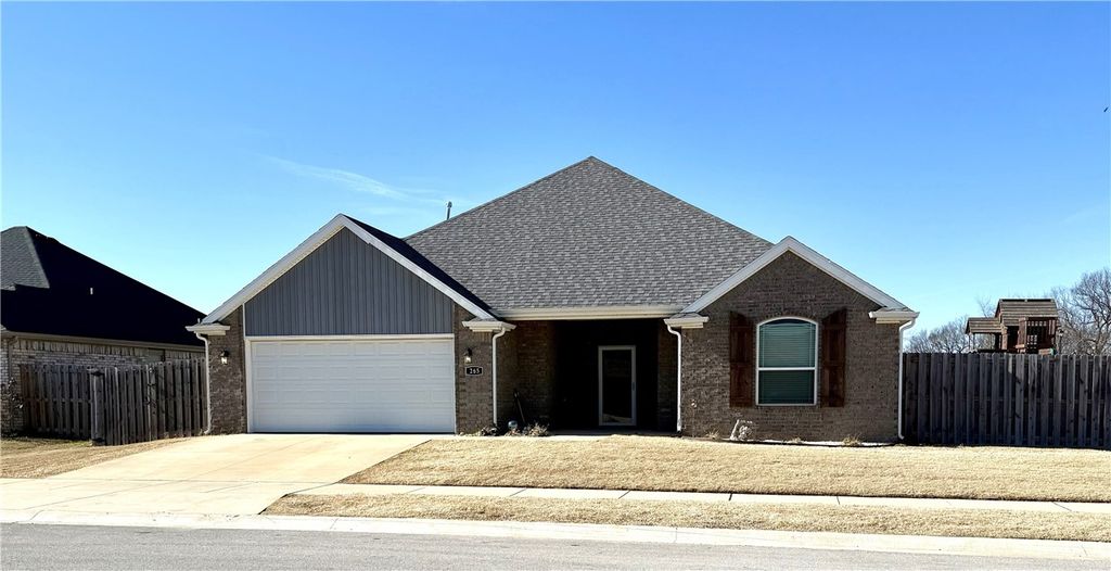 265 S Amber Dawn Avenue, Farmington, AR 72730