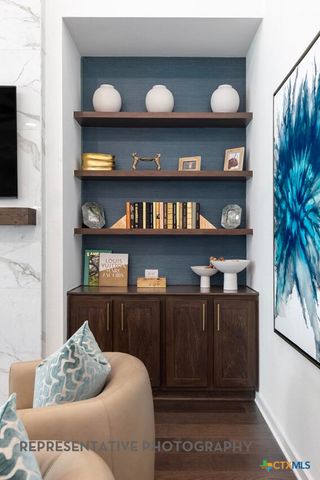 1700 Crimson Sunset Drive, Georgetown, TX 78628