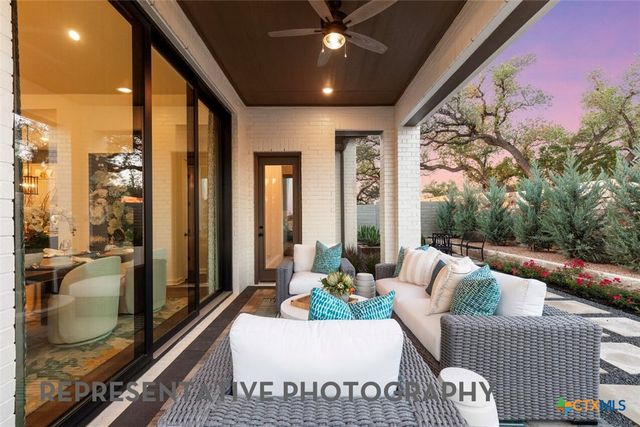 1700 Crimson Sunset Drive, Georgetown, TX 78628