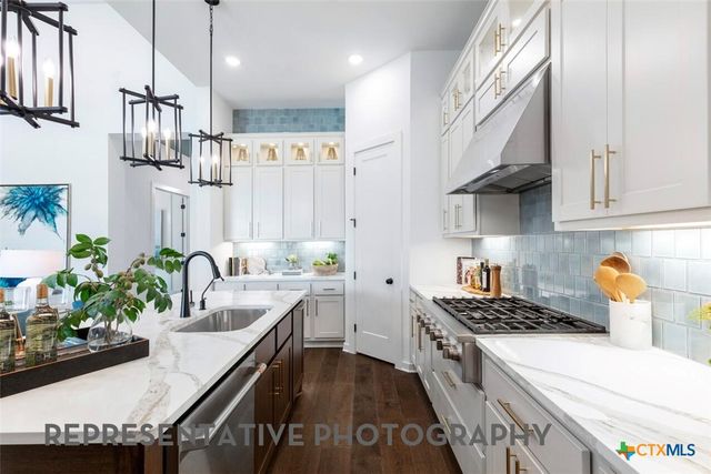 1700 Crimson Sunset Drive, Georgetown, TX 78628