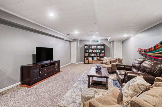 9466 Riverbend Drive, Geneva Twp, MI 49090
