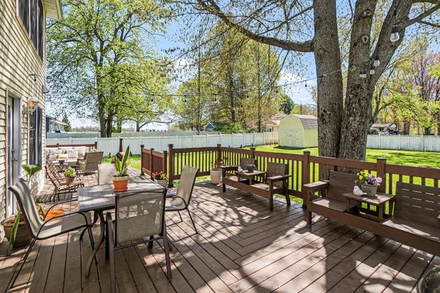 9466 Riverbend Drive, Geneva Twp, MI 49090
