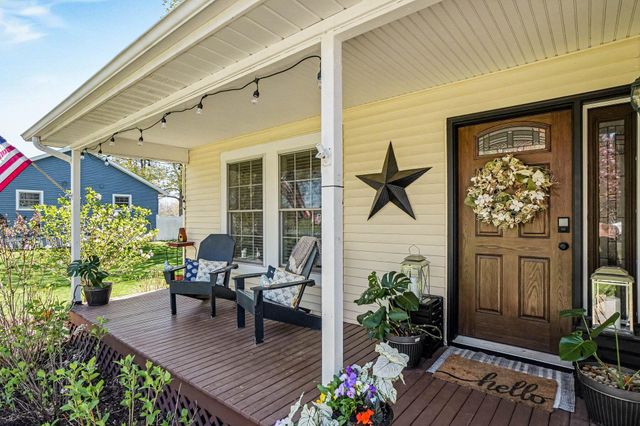 9466 Riverbend Drive, Geneva Twp, MI 49090