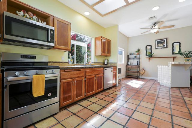 52260 Avenida Villa, La Quinta, CA 92253