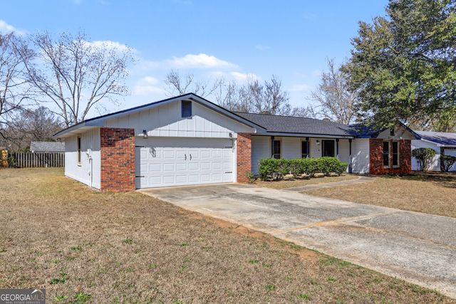 105 Mitchell Court, Warner Robins, GA 31093