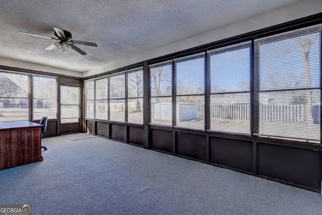 105 Mitchell Court, Warner Robins, GA 31093